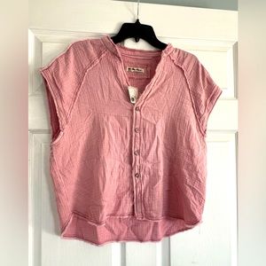 Free People. Super cute flowy top!